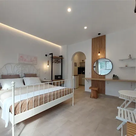 And Sea Aparthotel