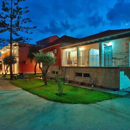 Aparthotel And Sea Kavos