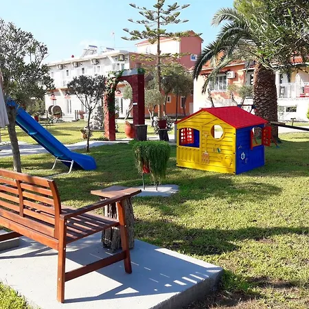 And Sea Aparthotel 3*