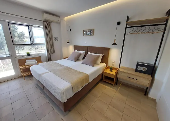 Aparthotel And Sea