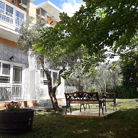 Апарт-отель And Sea Кавос