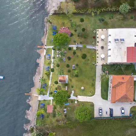 Apart-hotel And Sea 3*