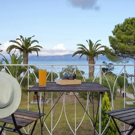 Ξενοδοχείο με διαμερίσματα And Sea Κάβος