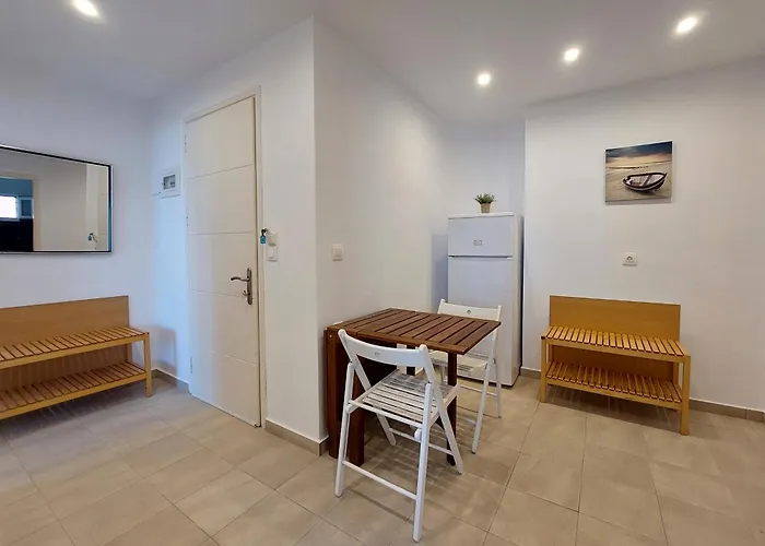 And Sea Aparthotel 3*